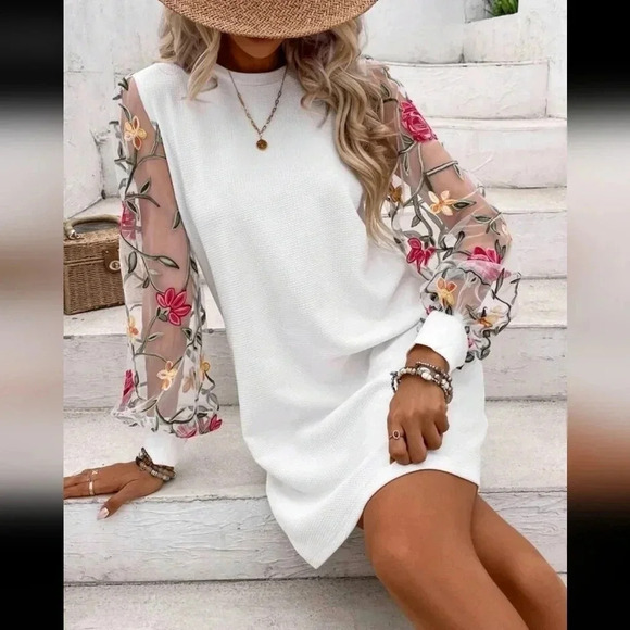 Clasi Holiday Flower Embroidery Mesh Splice Dress - Picture 2 of 10